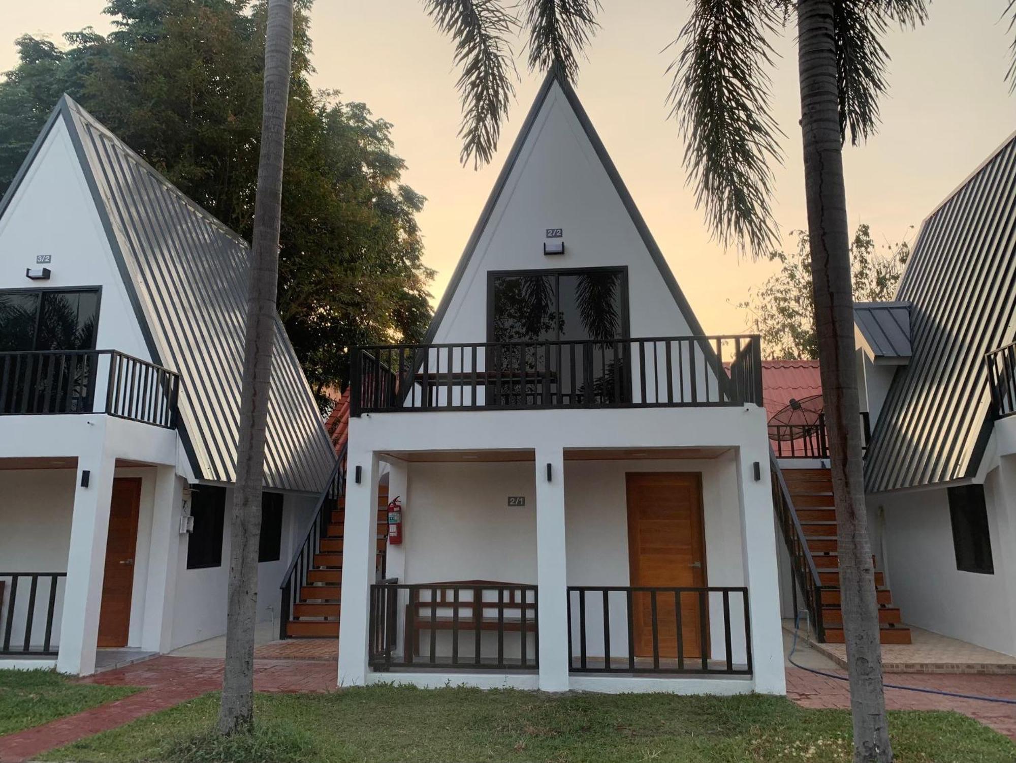 Rainbow House Resort 캄팽 펫 외부 사진
